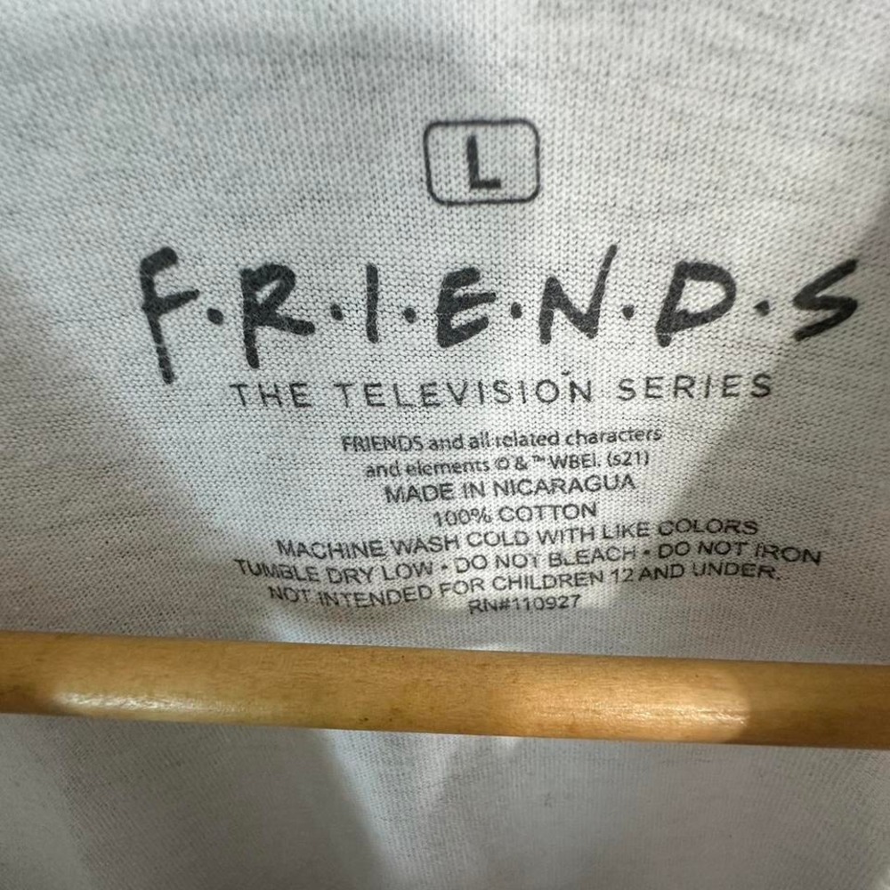Vintage Friends The Television Series Group Photo White Tee Shirt Large - Picture 3 of 4